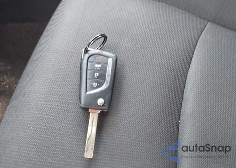 2021 Toyota Corolla Le z USA, uszkodzony, nr VIN 5YFEPMAE9MP182313